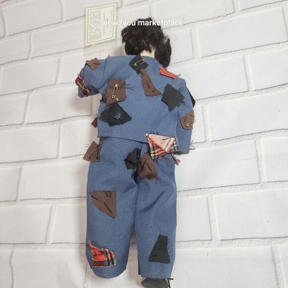 VINTAGE EMMETT KELLY CLOWN WEARY WILLIE WIND UP ANIMATED MUSICAL 13" DOLL w/ COA - Picture 7 of 9